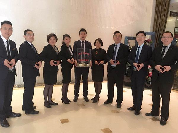 小行有情，大愛無疆