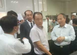 樹立行業標桿·爭做模范典型