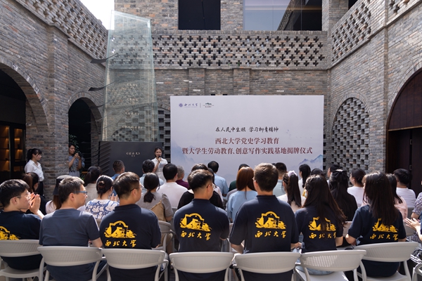 官網05.jpg