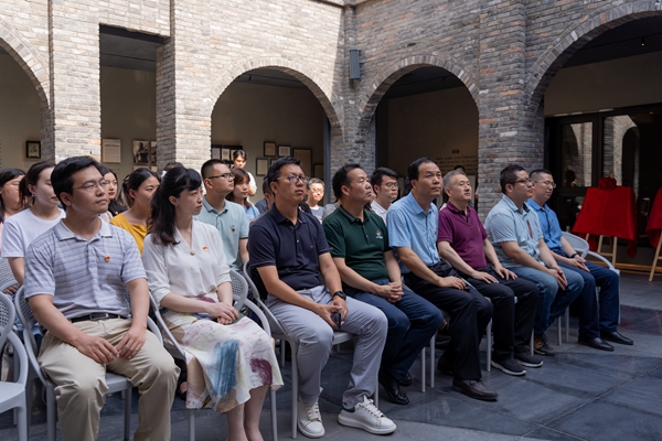 官網06.jpg